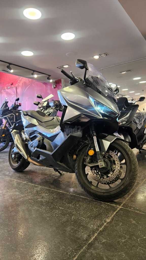 מודעת רכב הונדה פורזה 750