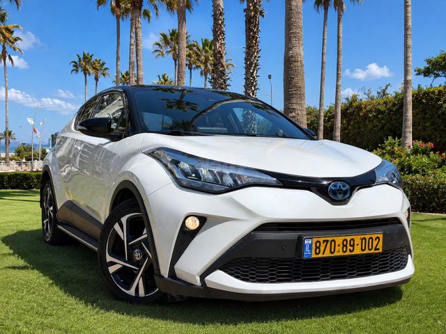 מודעת רכב טויוטה C-HR