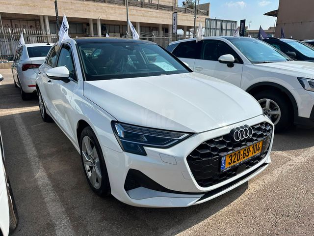 מודעת רכב אאודי A3