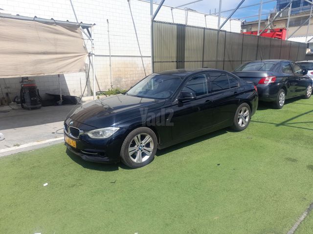 מודעת רכב ב מ וו סדרה 3 1