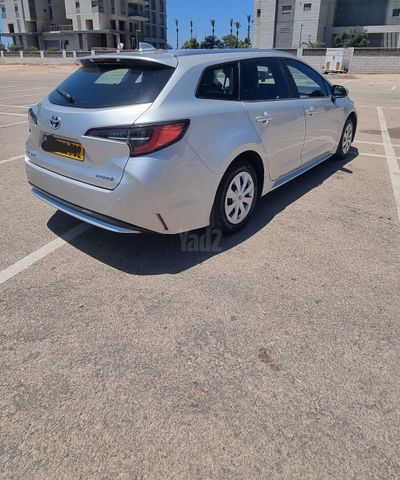 מודעת רכב טויוטה קורולה 2
