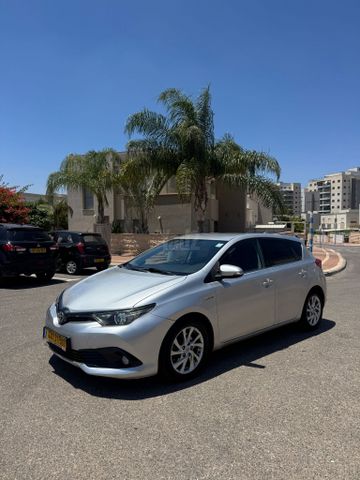 מודעת רכב טויוטה אוריס