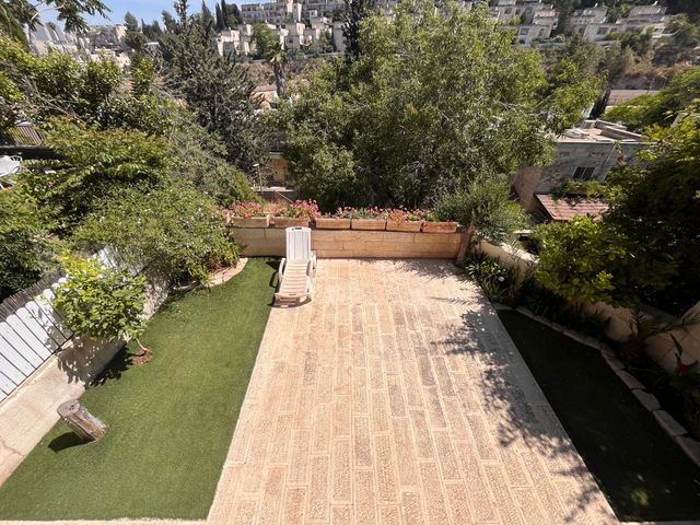 בית פרטי/ קוטג' למכירה בירושלים — 3
