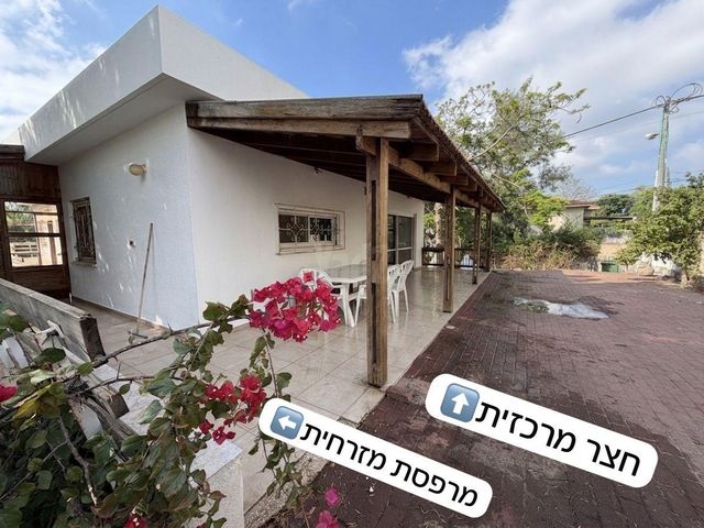 הגדוד 8
