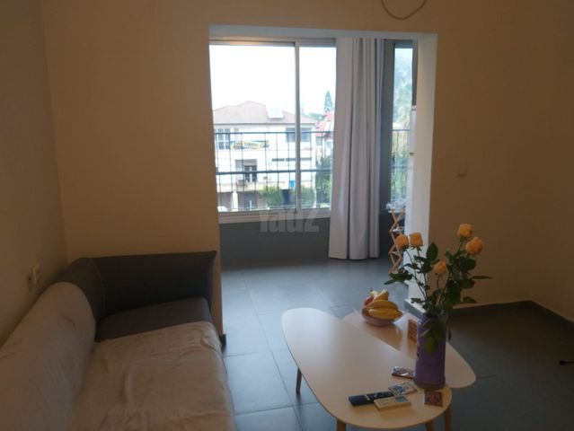 דרך אבא הלל 82