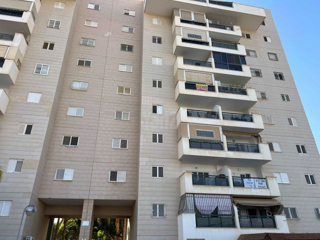 דירה, נווה זאב, נאות אילן, באר שבע