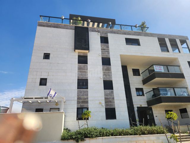 דירה
