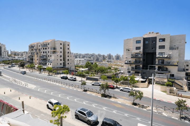 דירה למכירה בבית שמש (תיווך) — 2