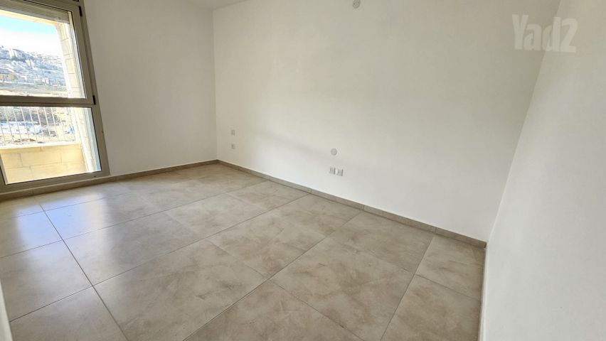דירה למכירה בירושלים (תיווך) — 4