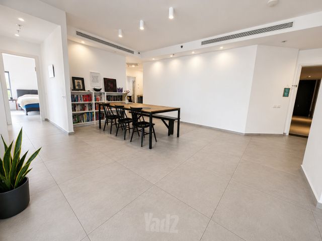 הצנחנים
