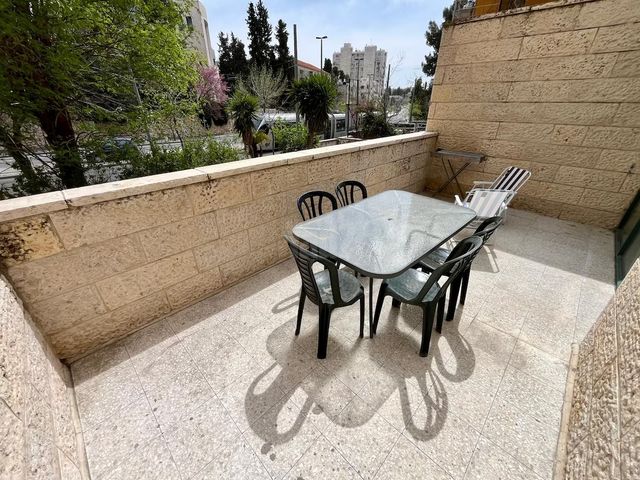 דירה