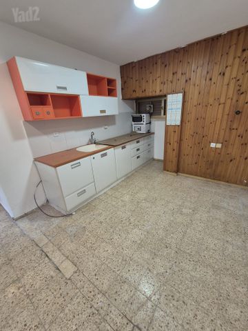תמונה 2 של דירת 2 חדרים להשכרה בראשון לציון