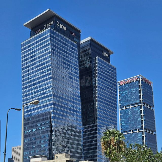 יגאל אלון 94