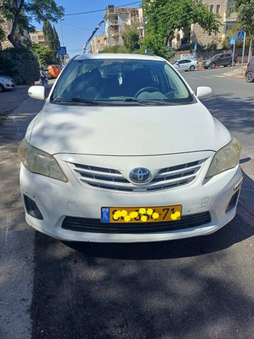 מודעת רכב טויוטה קורולה