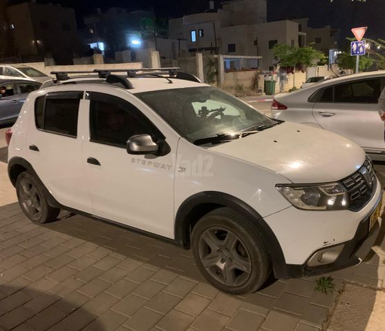 מודעת רכב דאצ'יה סנדרו
