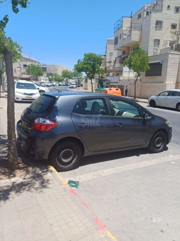 מודעת רכב טויוטה אוריס