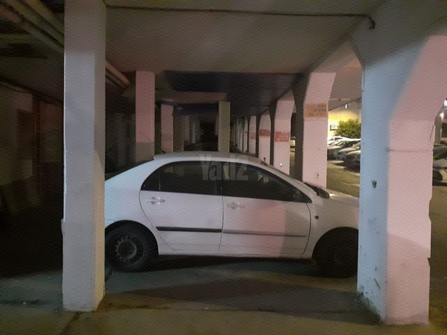 מודעת רכב טויוטה קורולה