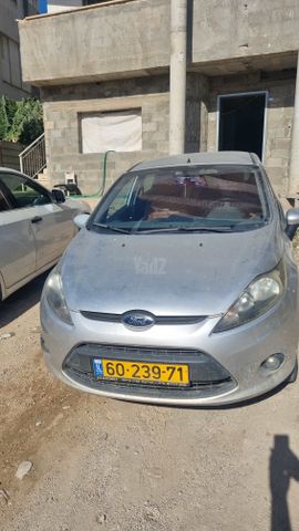 מודעת רכב פורד פיאסטה