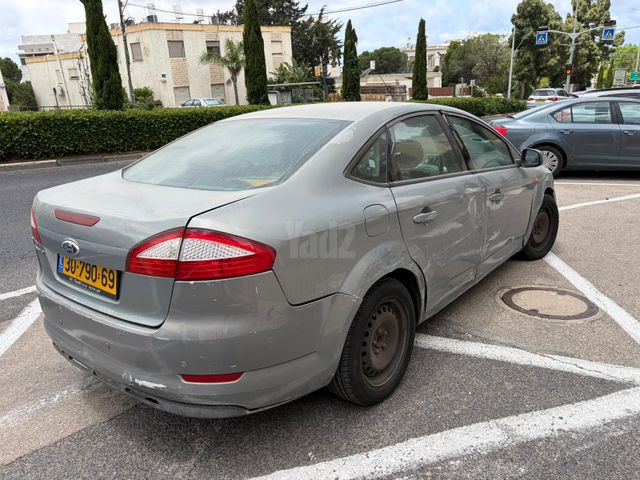 מודעת רכב פורד מונדאו