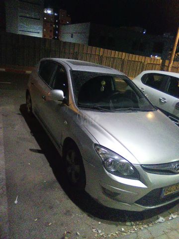 מודעת רכב יונדאי i30