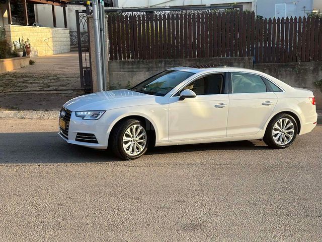 מודעת רכב אאודי A4