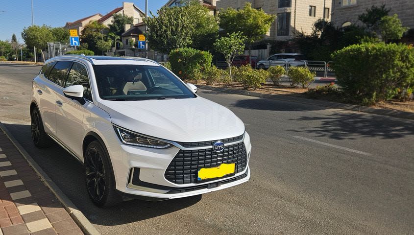 מודעת רכב בי.ווי.די טאנג