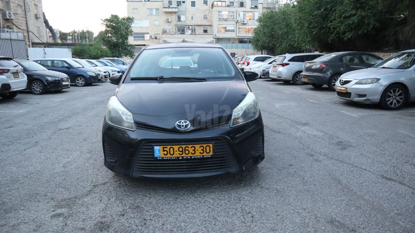מודעת רכב טויוטה יאריס
