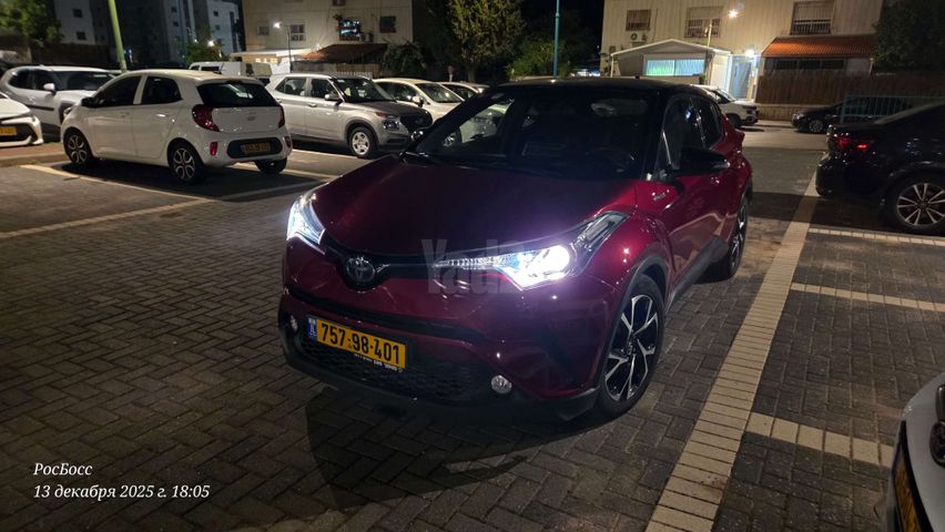 מודעת רכב טויוטה C-HR
