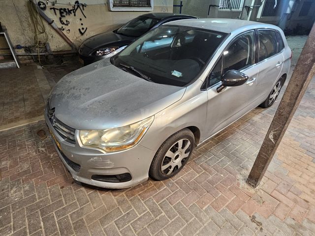 מודעת רכב סיטרואן C4