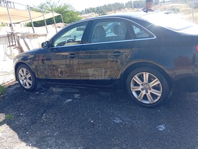 מודעת רכב אאודי A4