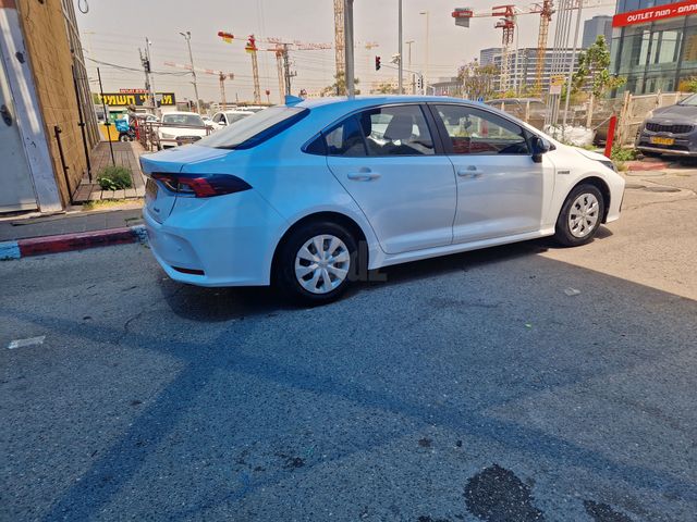 מודעת רכב טויוטה קורולה
