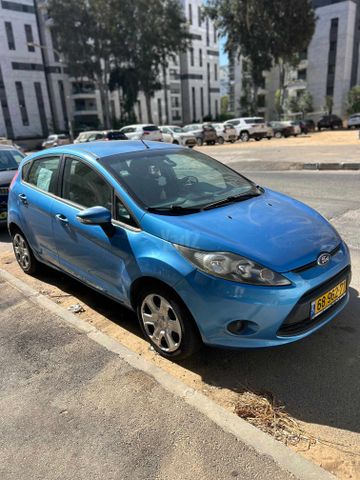 מודעת רכב פורד פיאסטה