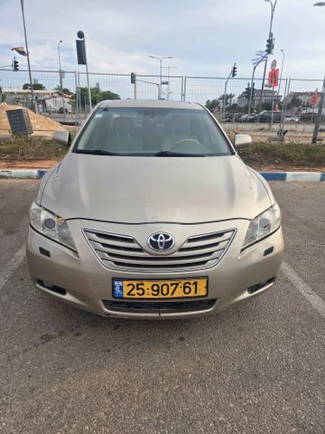 מודעת רכב טויוטה קאמרי