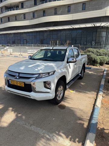 מודעת רכב מיצובישי טרייטון / L200