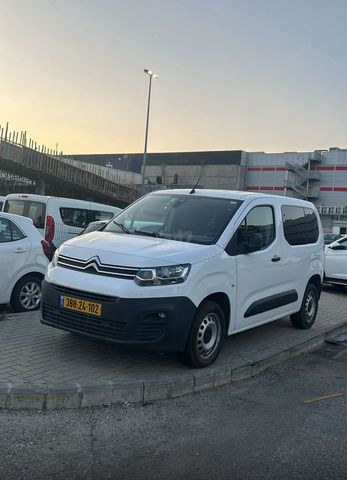 מודעת רכב סיטרואן ברלינגו 