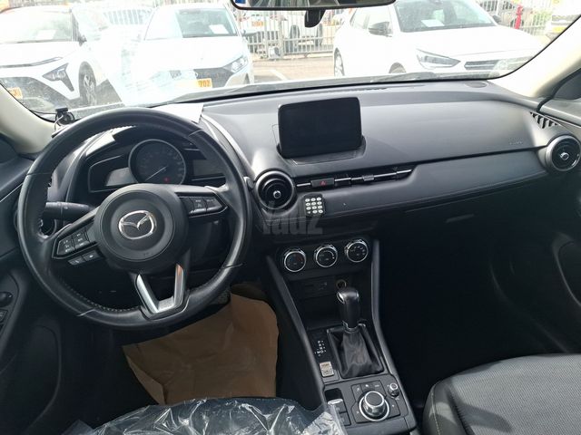 מודעת רכב מאזדה CX-3 2