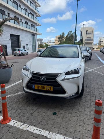 מודעת רכב לקסוס NX