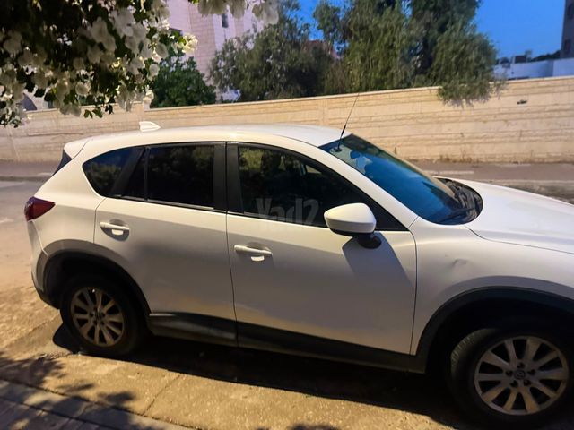 מודעת רכב מאזדה CX-5