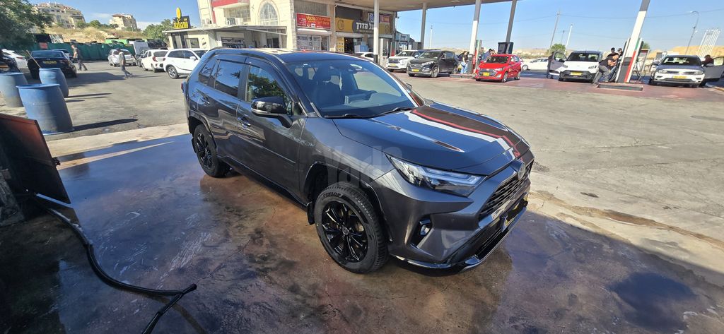 מודעת רכב טויוטה RAV4
