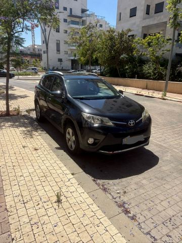 מודעת רכב טויוטה RAV4