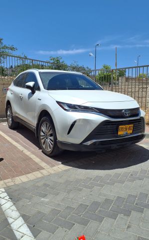מודעת רכב טויוטה ונזה