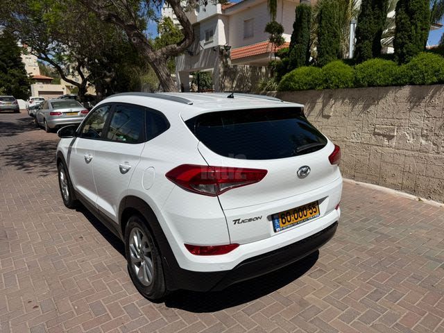 מודעת רכב יונדאי טוסון 2
