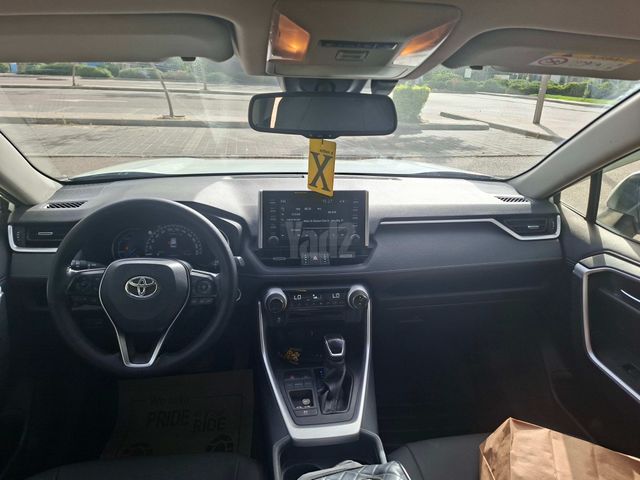 מודעת רכב טויוטה RAV4