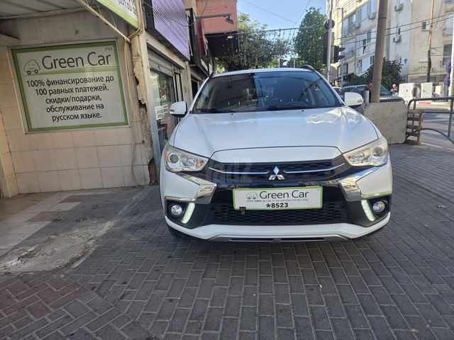 מודעת רכב מיצובישי ASX
