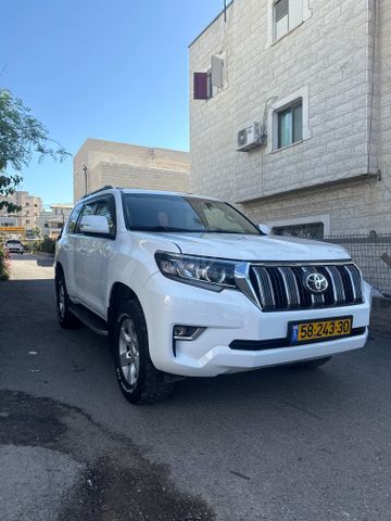 מודעת רכב טויוטה לנד קרוזר