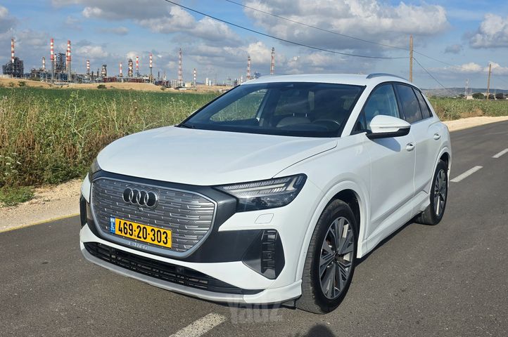 מודעת רכב אאודי Q4 e-tron 2