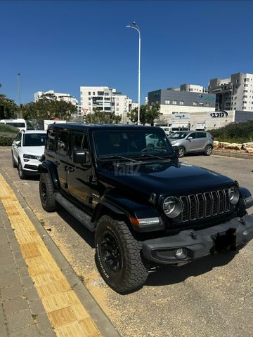מודעת רכב ג'יפ רנגלר