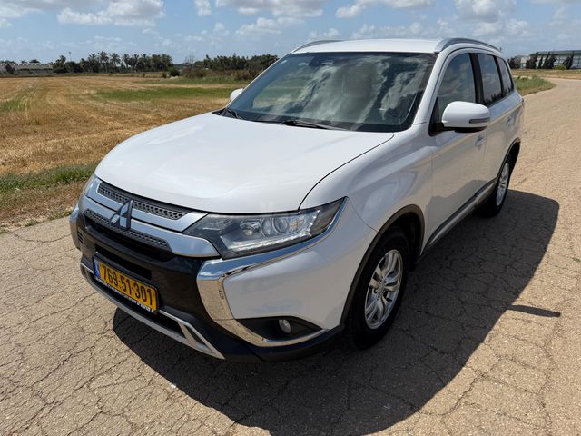 מודעת רכב מיצובישי אאוטלנדר