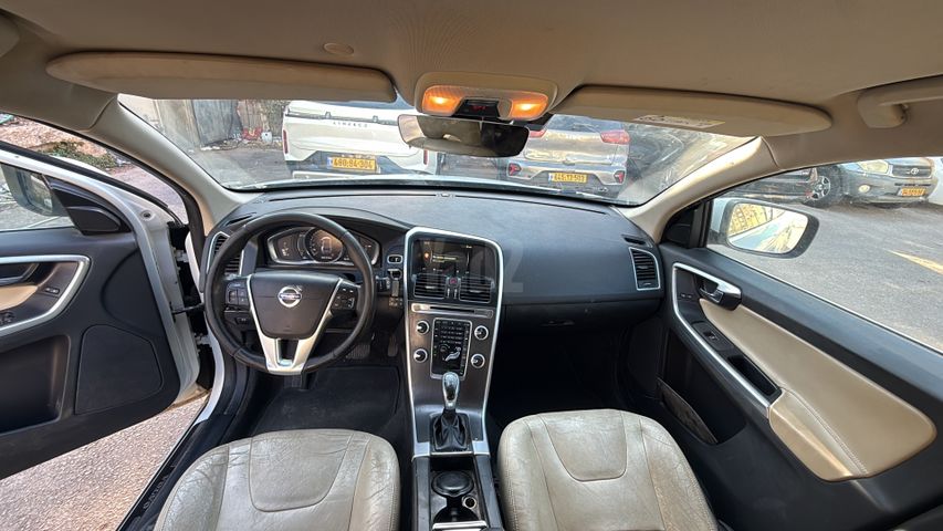 מודעת רכב וולוו XC60 1