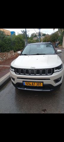 מודעת רכב ג'יפ קומפאס